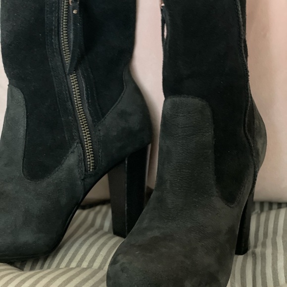 Authentic Ugg Booties - Picture 6 of 9